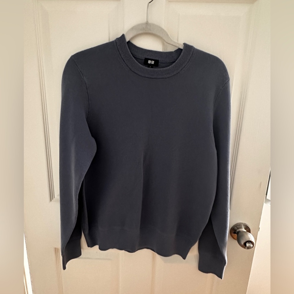 **SOLD** blue uniqlo ribbed milano sweater